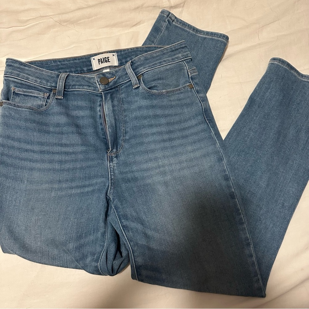 Paige Hoxton Slim Crop